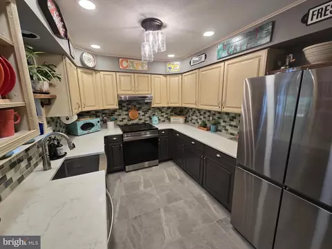 Kitchen - 3305 Berlin Ct, Abingdon, MD 21009 photo 1 of 4