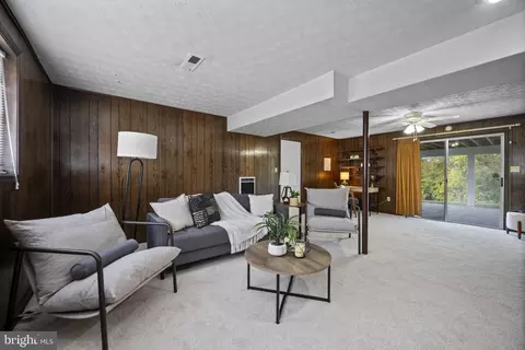 Living - 2502 Fox Rd, Fallston, MD 21047 photo 6 of 10