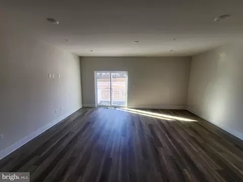 Living - 231 Joppa Farm Rd, Joppa, MD 21085 photo 3 of 3