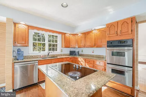 Kitchen - 2638 Smallwood Dr, Abingdon, MD 21009 photo 1 of 3