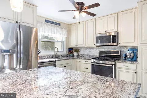 219 Kearney Dr, Joppa, MD 21085 photo 9