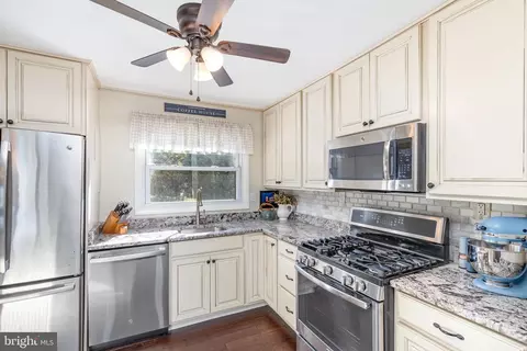 219 Kearney Dr, Joppa, MD 21085 photo 10