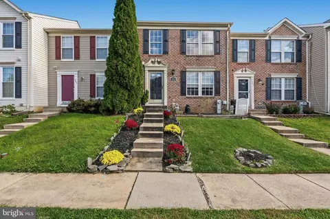 565 Macintosh Cir, Joppa, MD 21085 photo 1