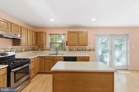 Kitchen - 395 Enfield Rd, Joppa, MD 21085 photo 3 of 4