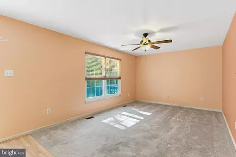 Living - 395 Enfield Rd, Joppa, MD 21085 photo 4 of 6