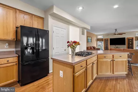 1114 Megg Ct, Joppa, MD 21085 photo 8