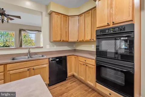 1114 Megg Ct, Joppa, MD 21085 photo 7