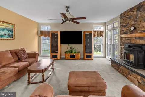 1114 Megg Ct, Joppa, MD 21085 photo 15