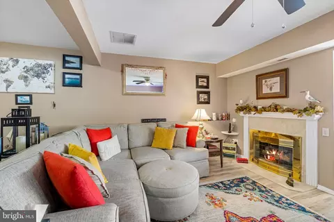 10 Neptune Dr, Joppa, MD 21085 photo 15