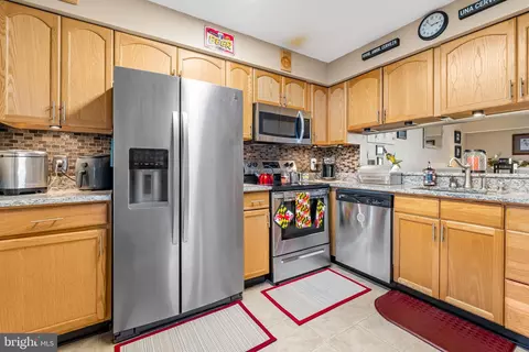 10 Neptune Dr, Joppa, MD 21085 photo 8