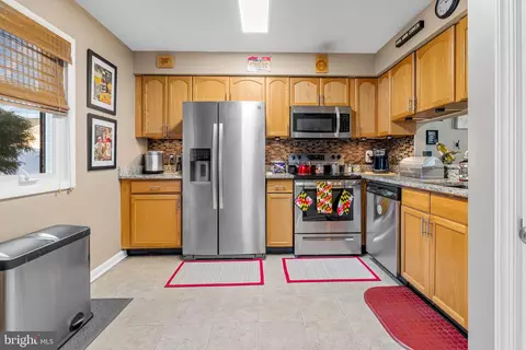 10 Neptune Dr, Joppa, MD 21085 photo 6