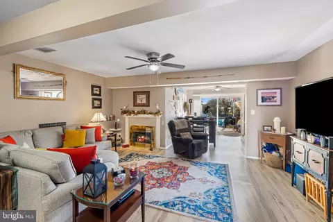 10 Neptune Dr, Joppa, MD 21085 photo 13