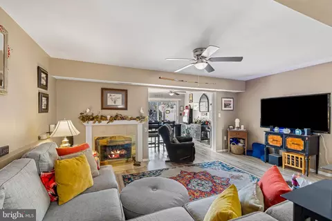 10 Neptune Dr, Joppa, MD 21085 photo 16