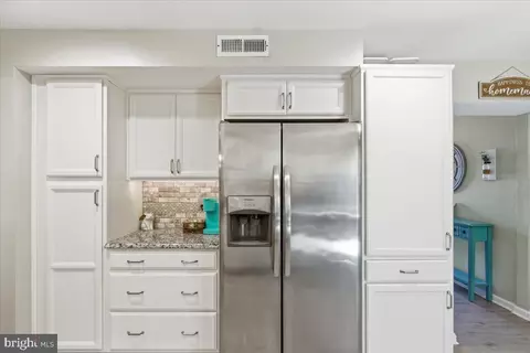 Kitchen - 200 Chell Rd, Joppa, MD 21085 photo 3 of 4