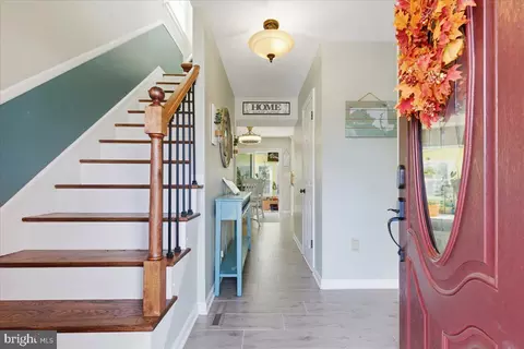 Entry Way - 200 Chell Rd, Joppa, MD 21085 photo 1 of 5