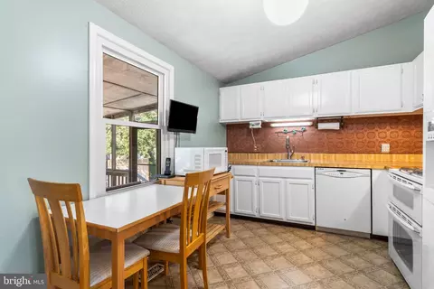 Kitchen - 2 Old Sound Rd, Joppa, MD 21085 photo 1 of 2