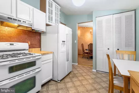 Entry Way - 2 Old Sound Rd, Joppa, MD 21085 photo 1 of 1