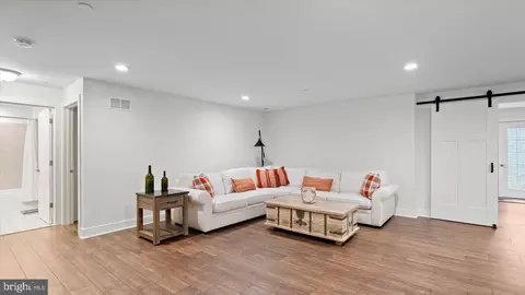 Entry Way - 2510 Easy St, Fallston, MD 21047 photo 19 of 24