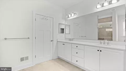 Entry Way - 2510 Easy St, Fallston, MD 21047 photo 11 of 24