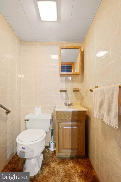 Bath - 2208 Carrs Mill Rd, Fallston, MD 21047 photo 2 of 2