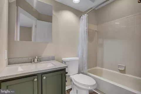 Bath - 339 Overlea Pl, Abingdon, MD 21009 photo 1 of 3