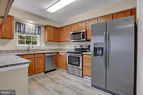 Kitchen - 339 Overlea Pl, Abingdon, MD 21009 photo 2 of 2