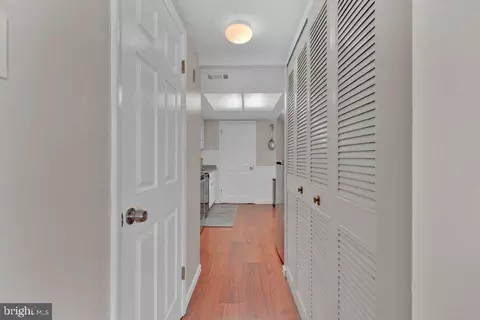 Entry Way - 717 Shore Dr, Joppa, MD 21085 photo 6 of 11