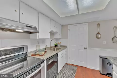 Kitchen - 717 Shore Dr, Joppa, MD 21085 photo 2 of 4