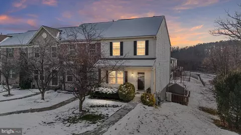 3115 Raking Leaf Dr, Abingdon, MD 21009