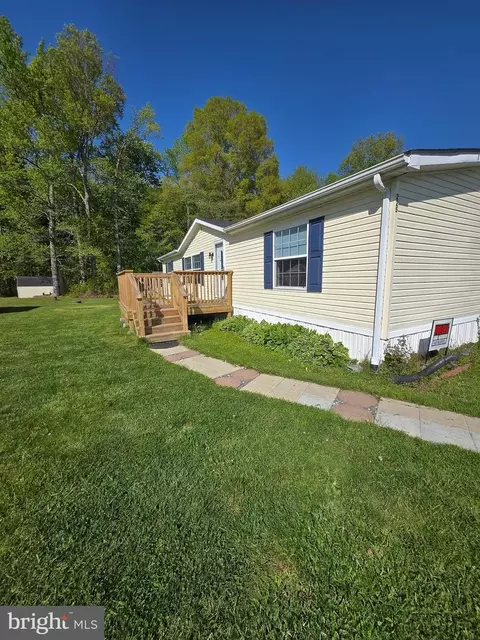 225 Poclain Dr, Aberdeen, MD 21001