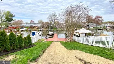 Exterior - 114 Breakwater Ct, Joppa, MD 21085 photo 2 of 2