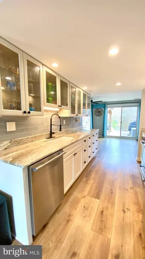 Kitchen - 114 Breakwater Ct, Joppa, MD 21085 photo 4 of 4