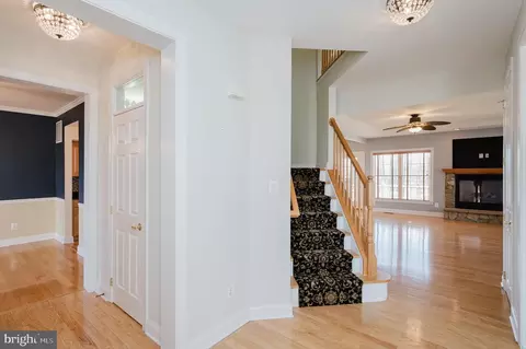 Entry Way - 130 Fallston Meadow Ct, Fallston, MD 21047 photo 5 of 13