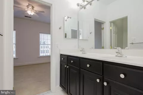 Bath - 130 Fallston Meadow Ct, Fallston, MD 21047 photo 6 of 8