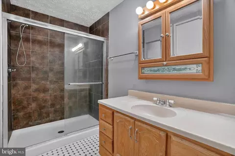 Bath - 704 Ferguson Rd, Joppa, MD 21085 photo 2 of 2