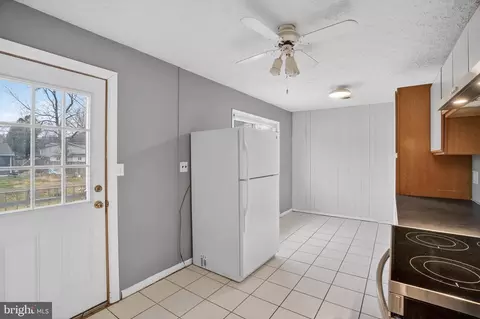 Entry Way - 704 Ferguson Rd, Joppa, MD 21085 photo 3 of 3