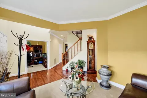 Entry Way - 1212 Cotswold Ct, Abingdon, MD 21009 photo 4 of 6