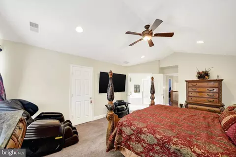 Bedroom - 1212 Cotswold Ct, Abingdon, MD 21009 photo 2 of 5
