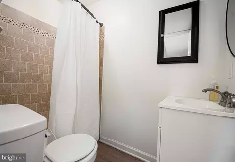 Bath - 422 Clydebank Dr, Abingdon, MD 21009 photo 5 of 5