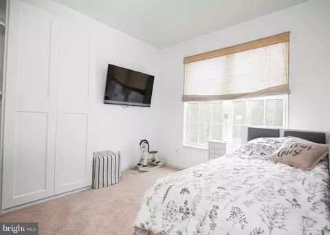 Bedroom - 422 Clydebank Dr, Abingdon, MD 21009 photo 1 of 6