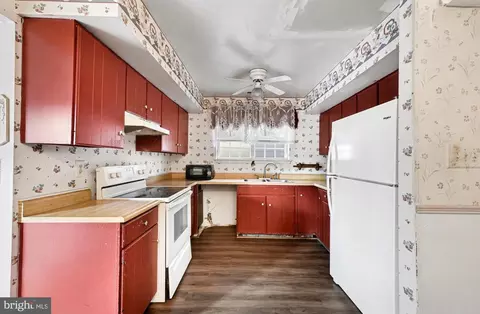 Kitchen - 308 Laburnum Rd, Edgewood, MD 21040 photo 1 of 3