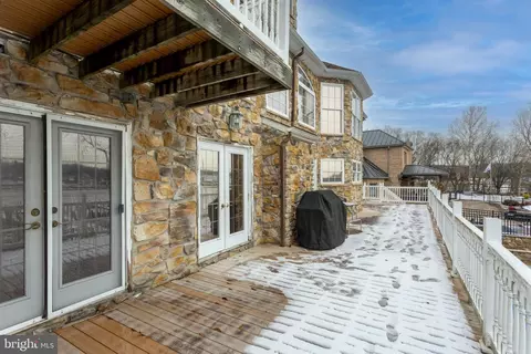 Exterior - 415 Shore Dr, Joppa, MD 21085 photo 4 of 11