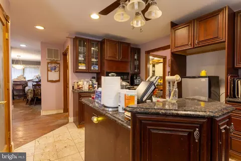 Entry Way - 415 Shore Dr, Joppa, MD 21085 photo 4 of 7