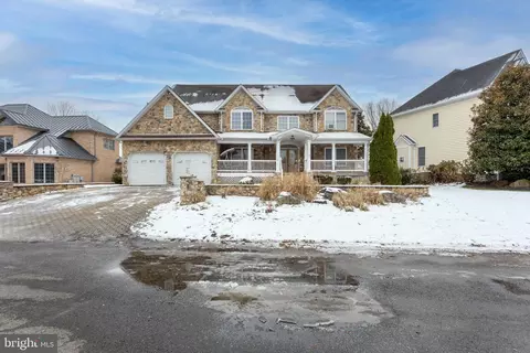 415 Shore Dr, Joppa, MD 21085