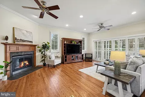 Living - 3814 Marcus Ct, Monkton, MD 21111 photo 3 of 5