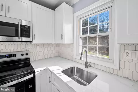 Kitchen - 513 Eckhart Dr, Joppa, MD 21085 photo 3 of 3