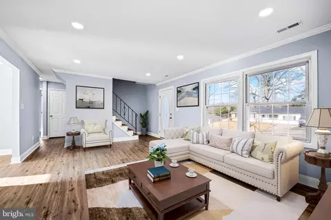 Living - 513 Eckhart Dr, Joppa, MD 21085 photo 4 of 5