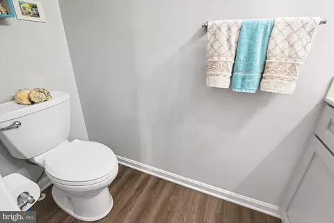 Bath - 3204 Meadow Valley Dr, Abingdon, MD 21009 photo 1 of 2