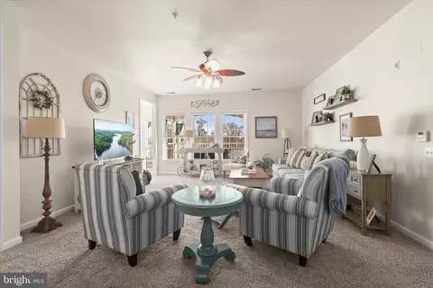 Living - 1406 R Joppa Forest Dr #16, Joppa, MD 21085 photo 1 of 2