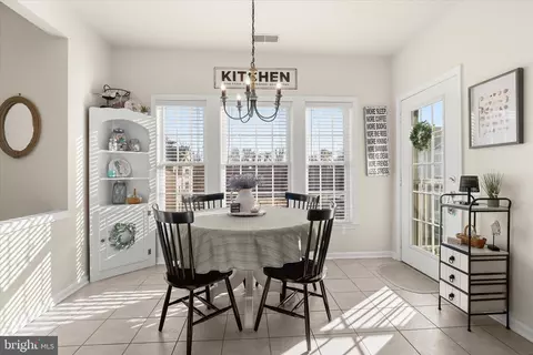 Dining - 1406 R Joppa Forest Dr #16, Joppa, MD 21085 photo 4 of 4